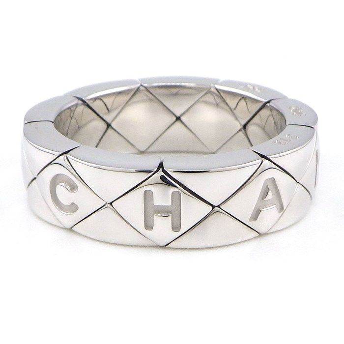 Chanel Matelassé Quilted Logo Ring in K18 White Gold - Size 15