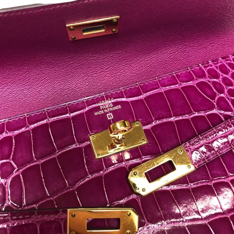 HERMES Kelly Wallet C Stamp Rose Sheherazade Alligator Gold Hardware