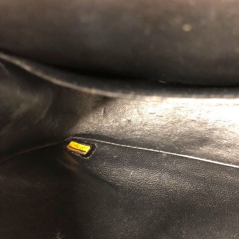 CHANEL Matelassé 25 Black Caviar Leather Shoulder Bag