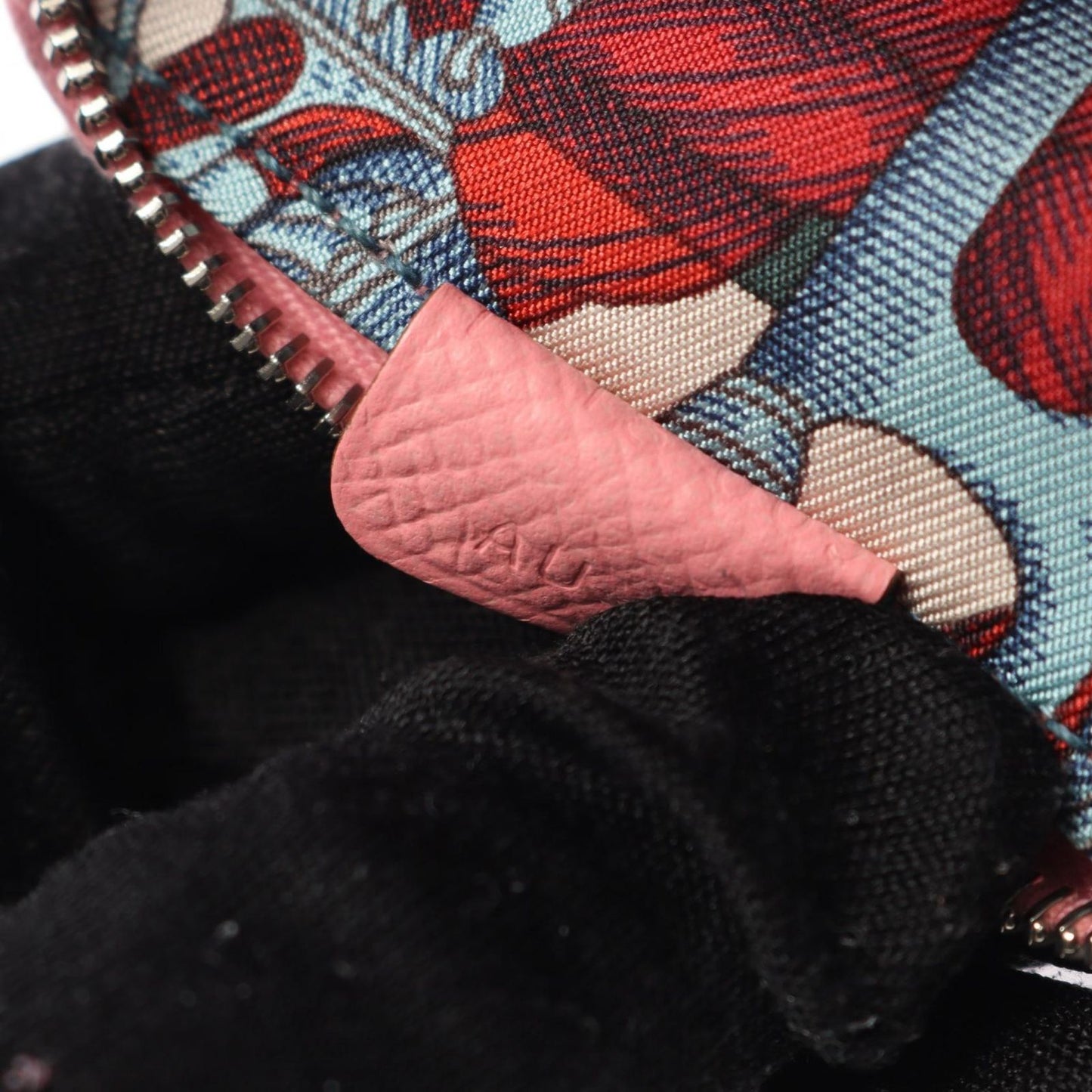 HERMES Azap Compact Mini Coin Case in Rose Confetti - Exquisite Craftsmanship