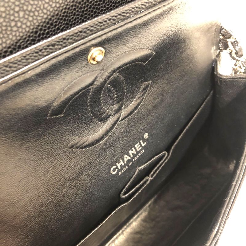 CHANEL Matelassé 25 Black Caviar Leather Shoulder Bag