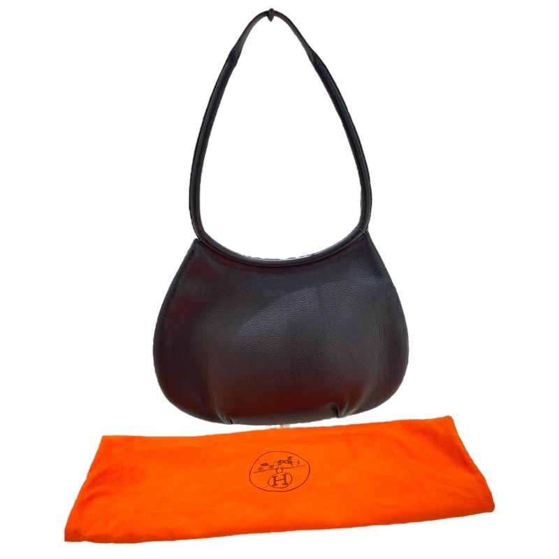 HERMES Black Togo Kakawett Shoulder Bag - Timeless Elegance