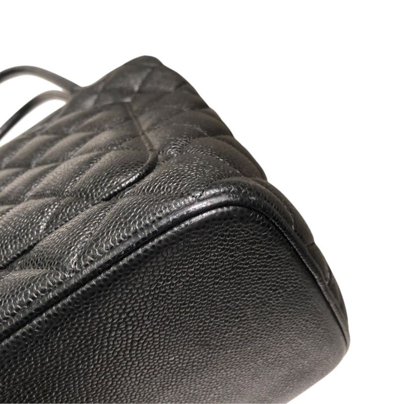 CHANEL Reissue Tote A01804 Black Caviar Handbag - Timeless Elegance