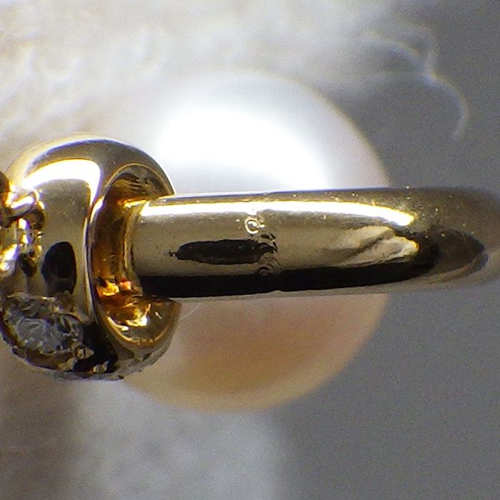 Exquisite K18YG Pearl & Diamond Necklace - Timeless Elegance