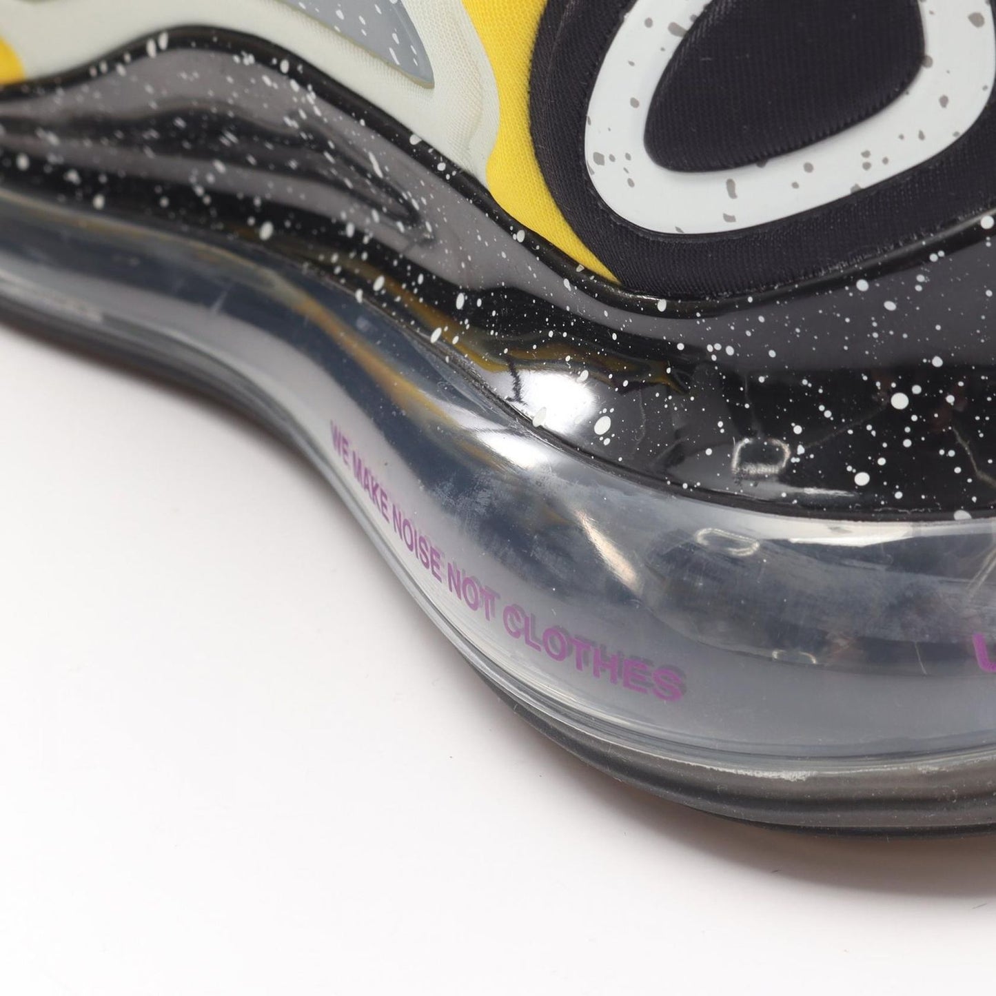 NIKE × UNDERCOVER Air Max 720 Sneakers - Exclusive Yellow Edition