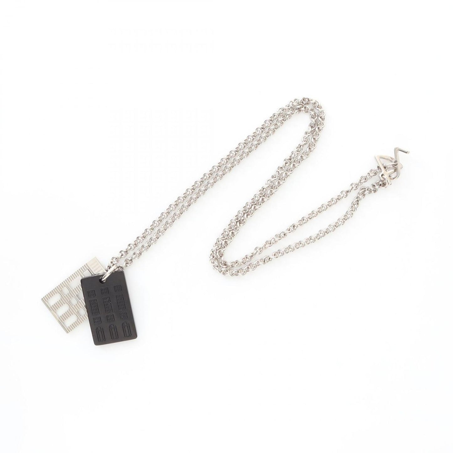 HERMES Vanquatre Faubourg Necklace in Stainless Steel - Exquisite Elegance