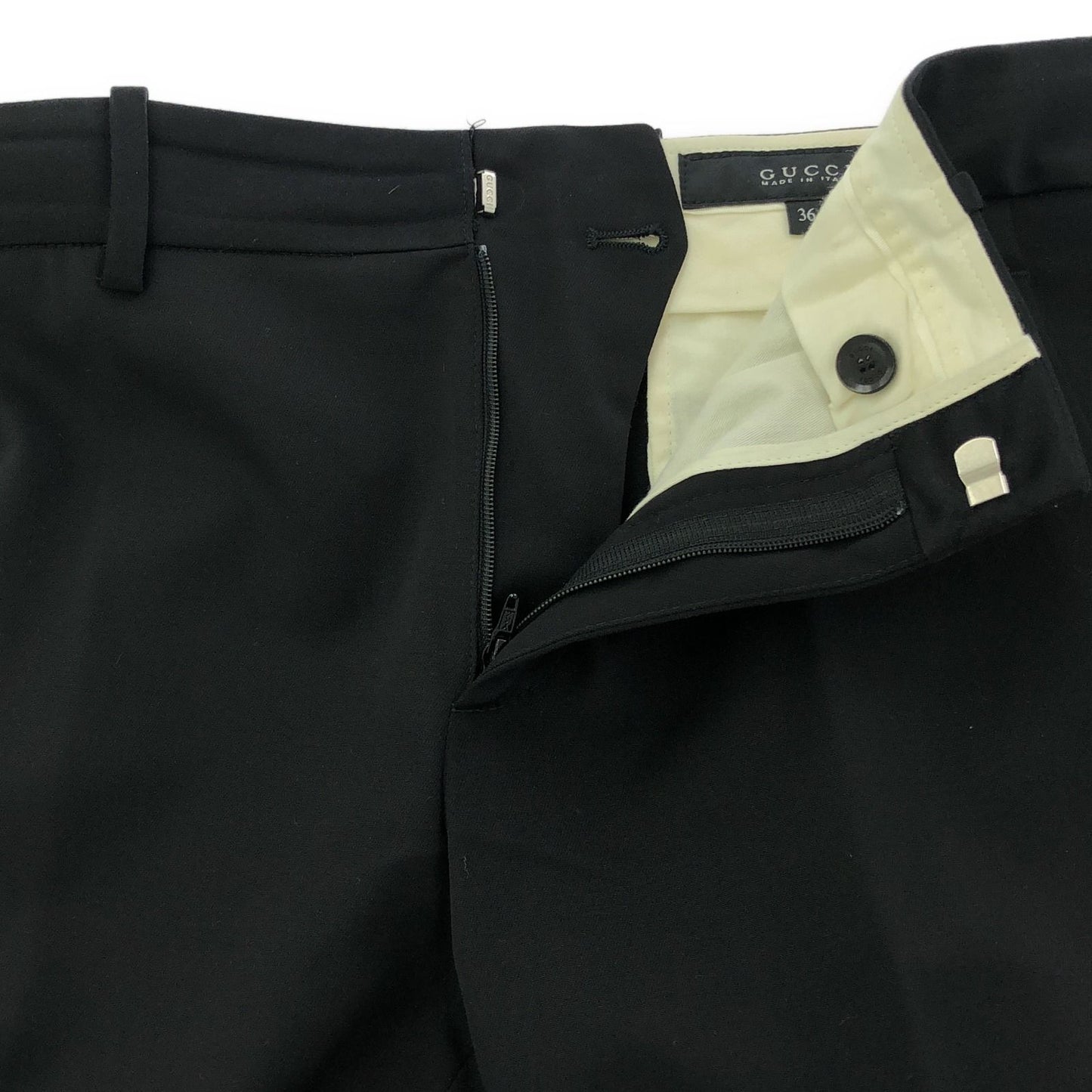 GUCCI Black Wool Pants - Elegant Sophistication for the Modern Woman