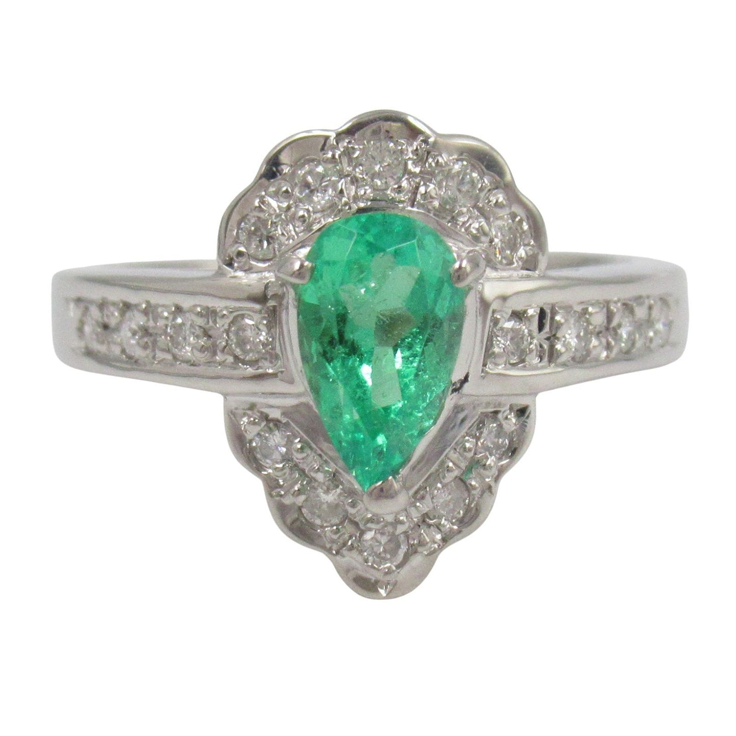 Exquisite Emerald and Diamond Ring in Platinum - #9