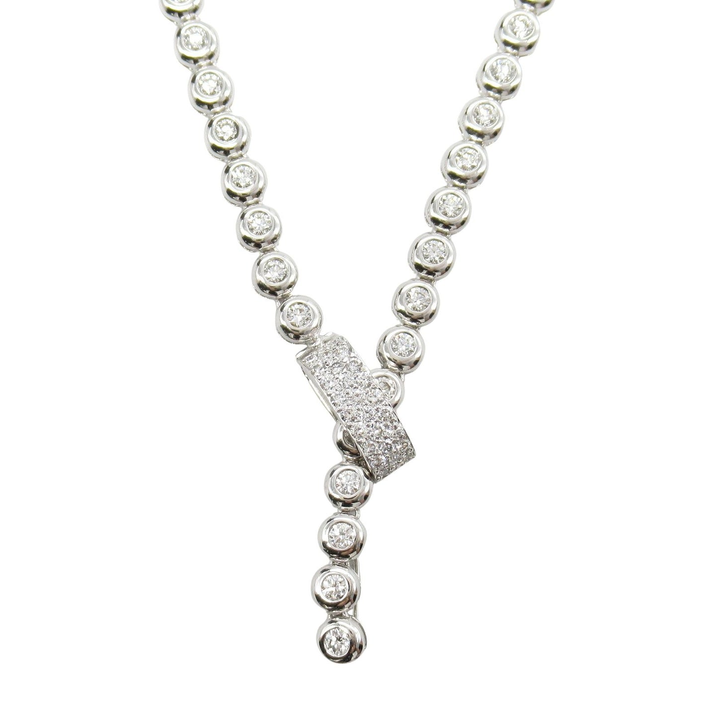 Exquisite K18WG Diamond Necklace - 22.6g, 43cm Length