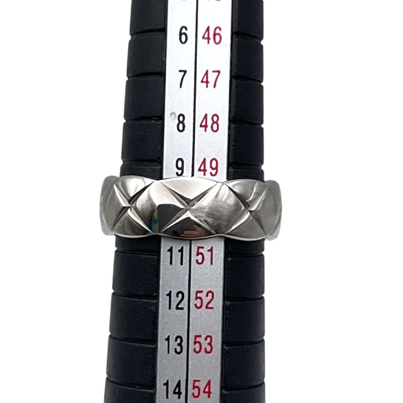 CHANEL Coco Crush Ring in K18 White Gold - Timeless Elegance