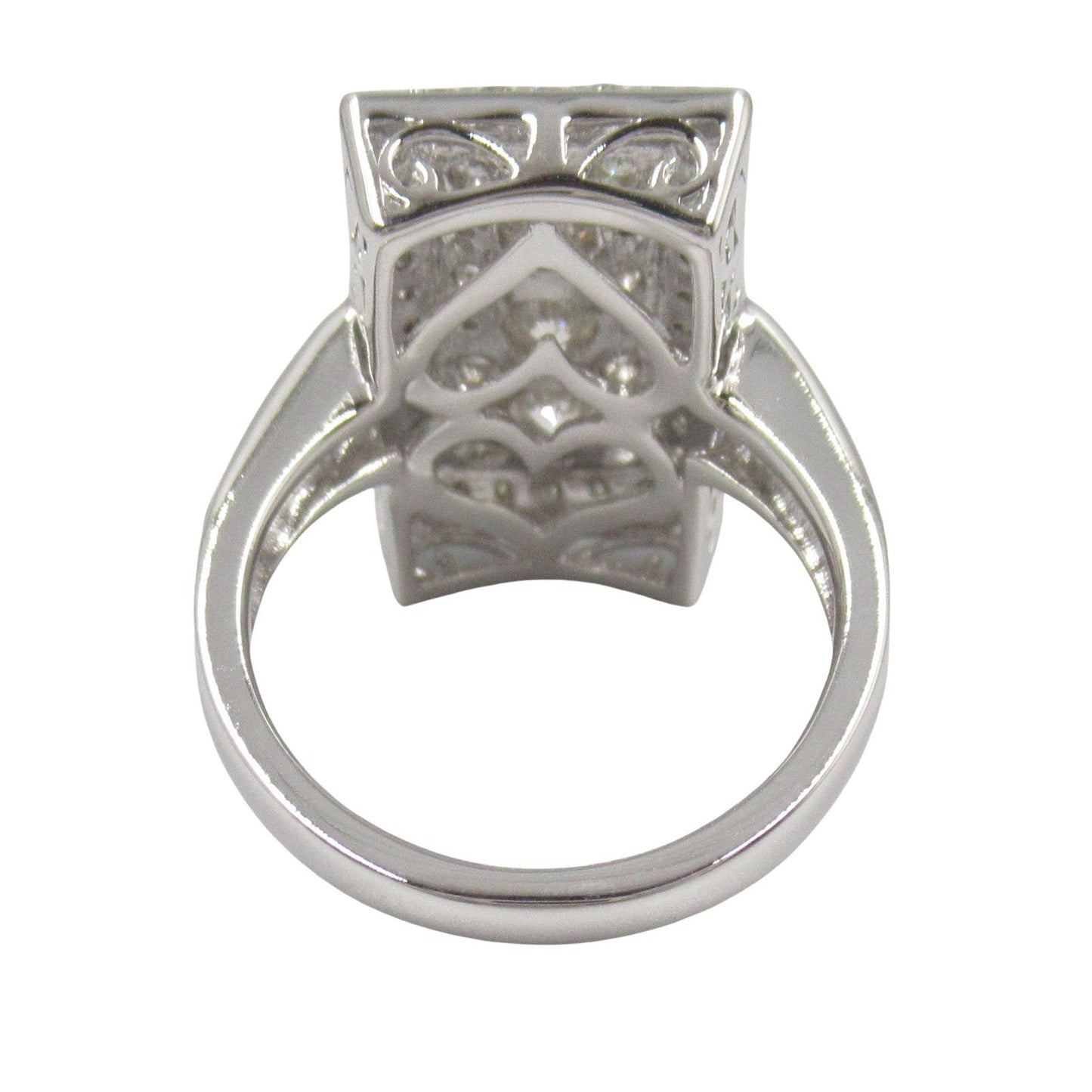 Exquisite Diamond Ring in K18 White Gold - 2.00ct