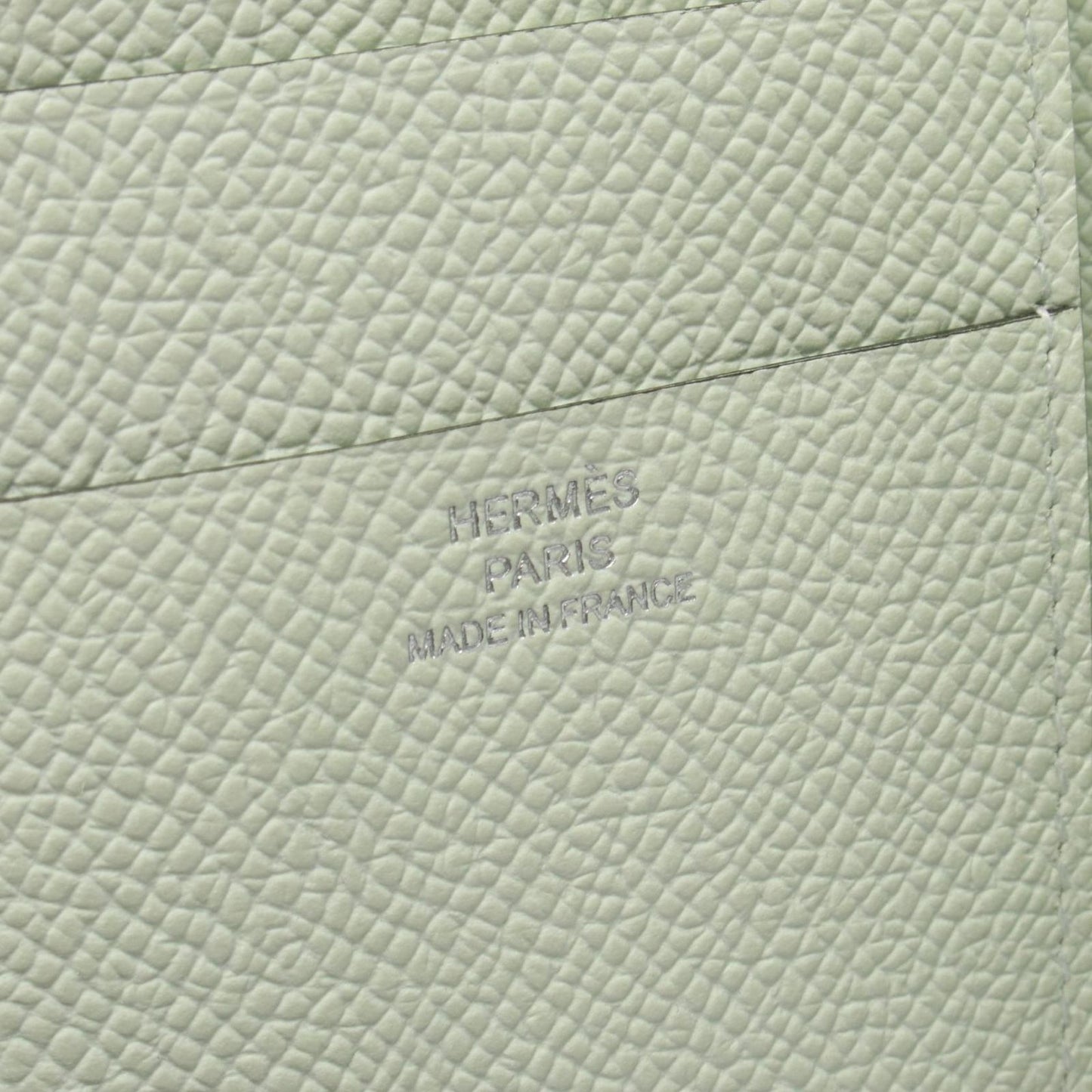 HERMES Béarn Combination Wallet in Vert Fizz - Unused Luxury