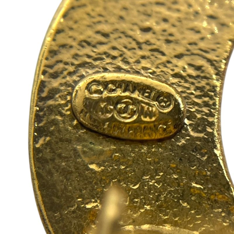 CHANEL Moon Earrings in Gold Metal and Strass - Exquisite Elegance