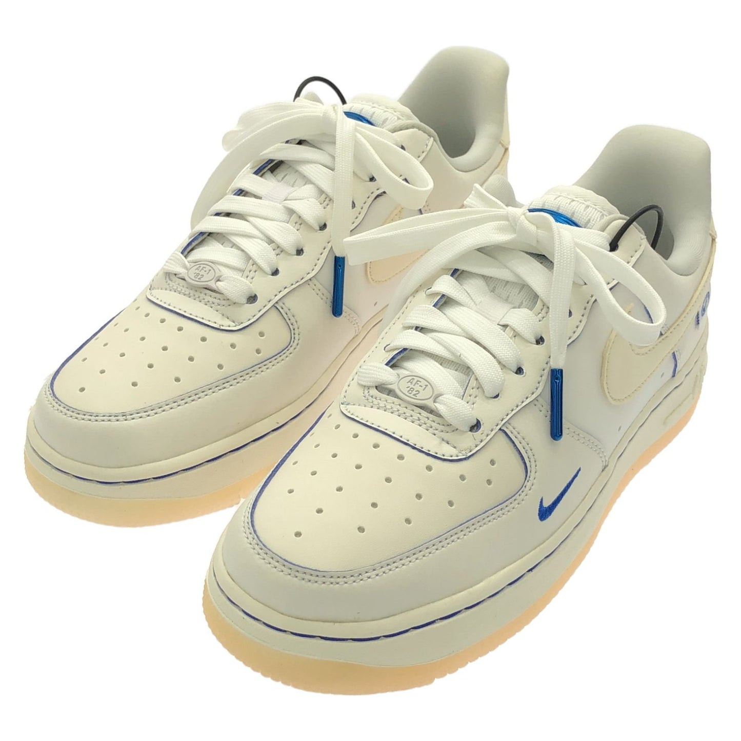 NIKE Women's White Leather Sneakers - Unused & Exquisite