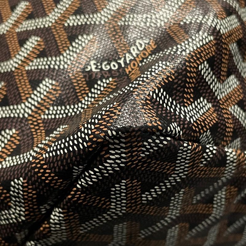Goyard Saint Louis PM Black Canvas Unisex Handbag - Timeless Elegance