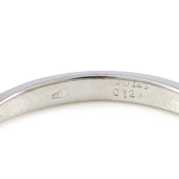 Exquisite Flower Motif Diamond & Pink Diamond Ring in Platinum