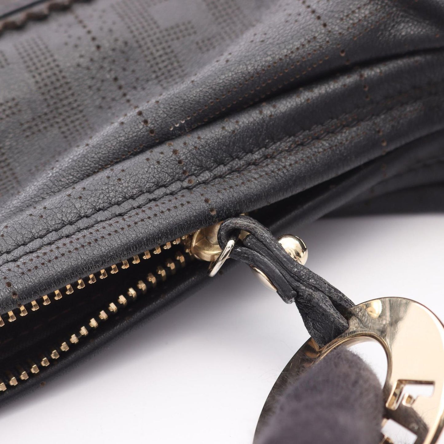 FENDI Black Leather Shoulder Bag - Timeless Elegance