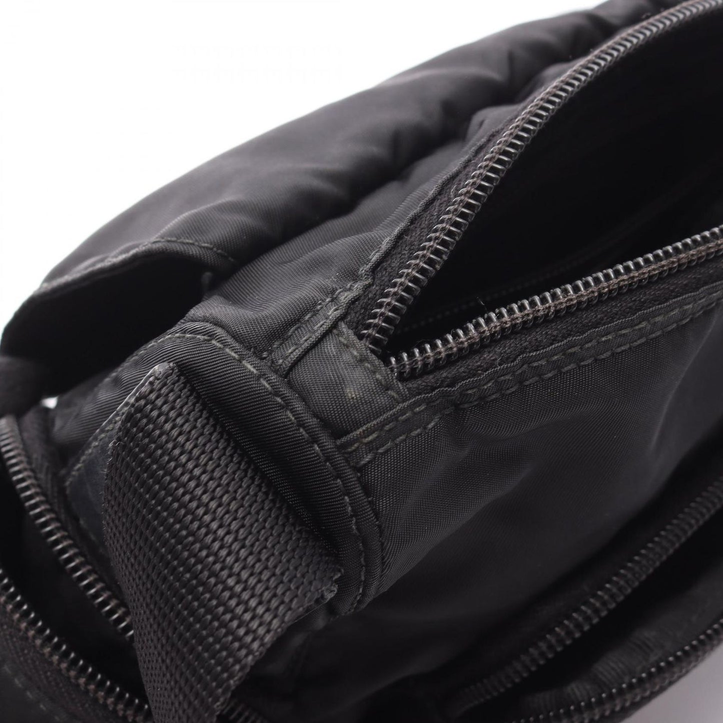 PRADA TESSUTO CALF Shoulder Bag in Black Nylon & Leather