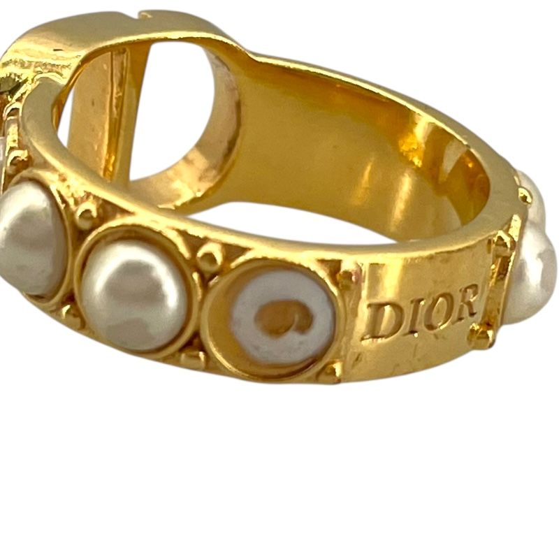 Christian Dior 30 Montaigne Ring in Gold Brass with Pearl Accents