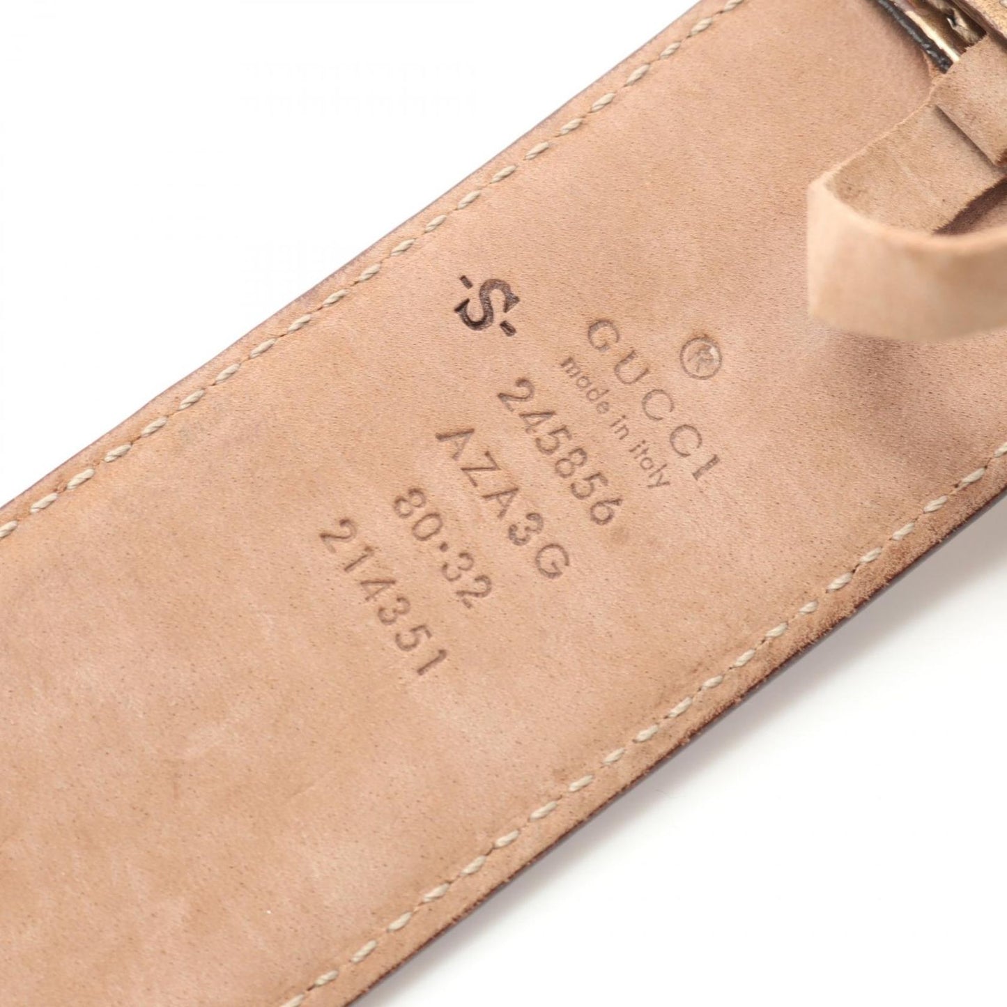 GUCCI Lovely Guccissima Patent Leather Belt - Timeless Elegance