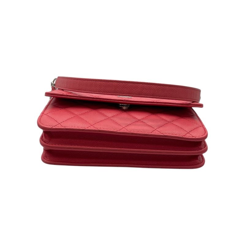 CHANEL Matelassé Chain Shoulder Bag in Pink Caviar Leather