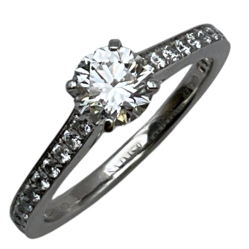 GRAFF Frame Round Diamond Engagement Ring in Platinum Pt950