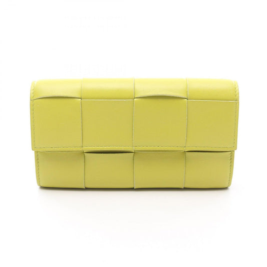 Bottega Veneta Maxi Intrecciato Leather Wallet in Yellow Green