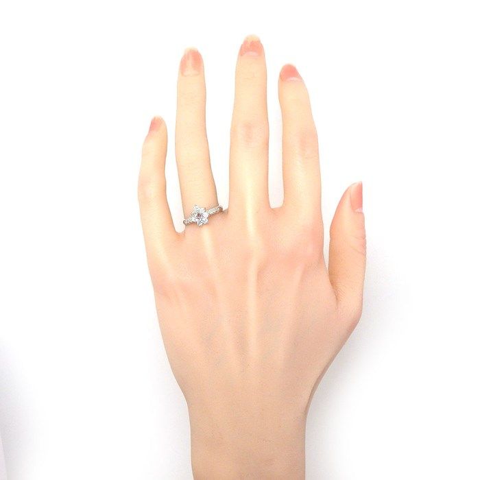 Exquisite Pear Shape Diamond Floral Motif Ring in Platinum