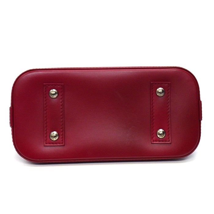 Louis Vuitton Alma BB Handbag in Fuchsia Epi Leather - Exquisite Craftsmanship
