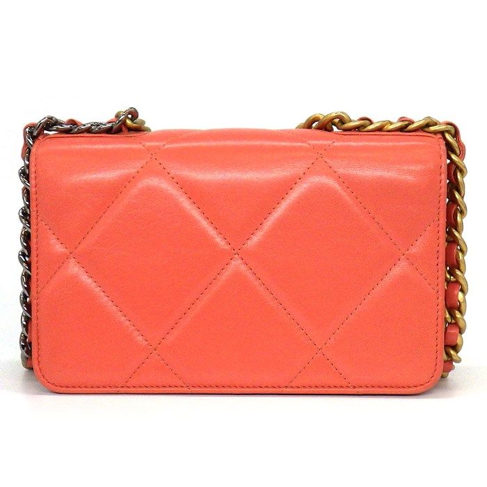 CHANEL 19 Chain Wallet AP0957 - Pink Lambskin - 2021 Edition