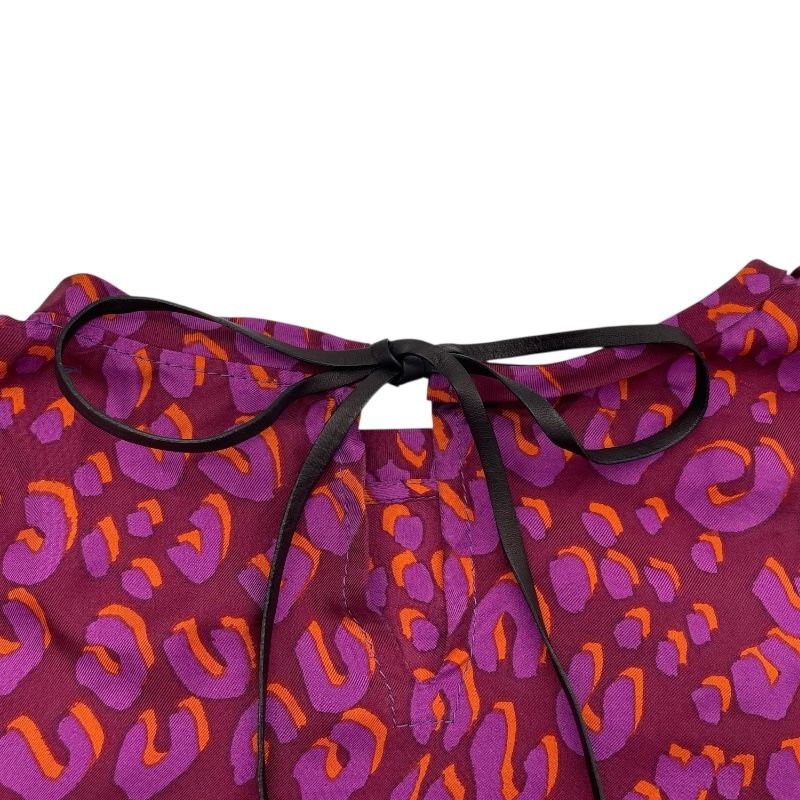 Louis Vuitton Leopard Print Silk Blouse in Purple - Size 34