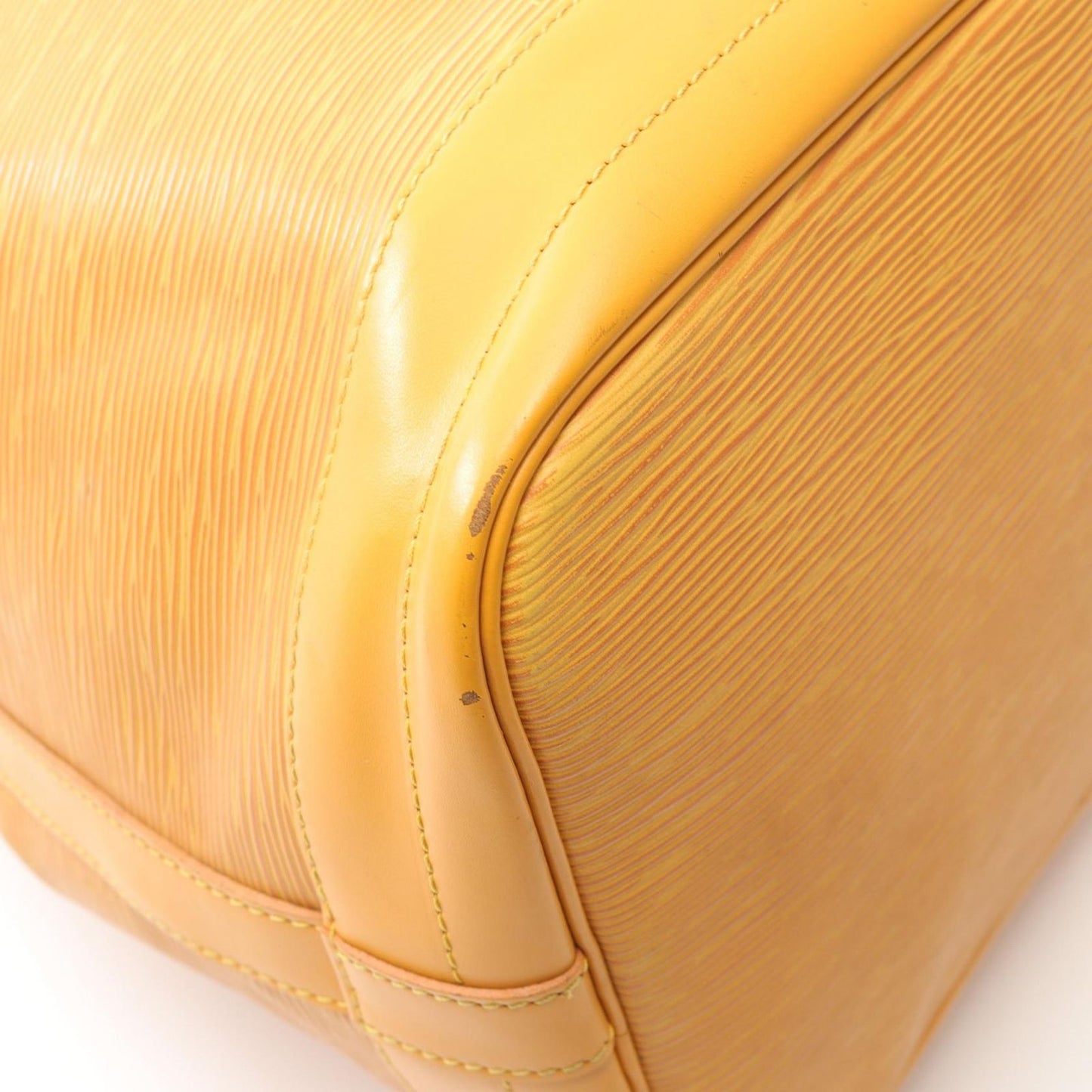 Louis Vuitton Noé Epi Tassili Yellow Shoulder Bag - Timeless Elegance