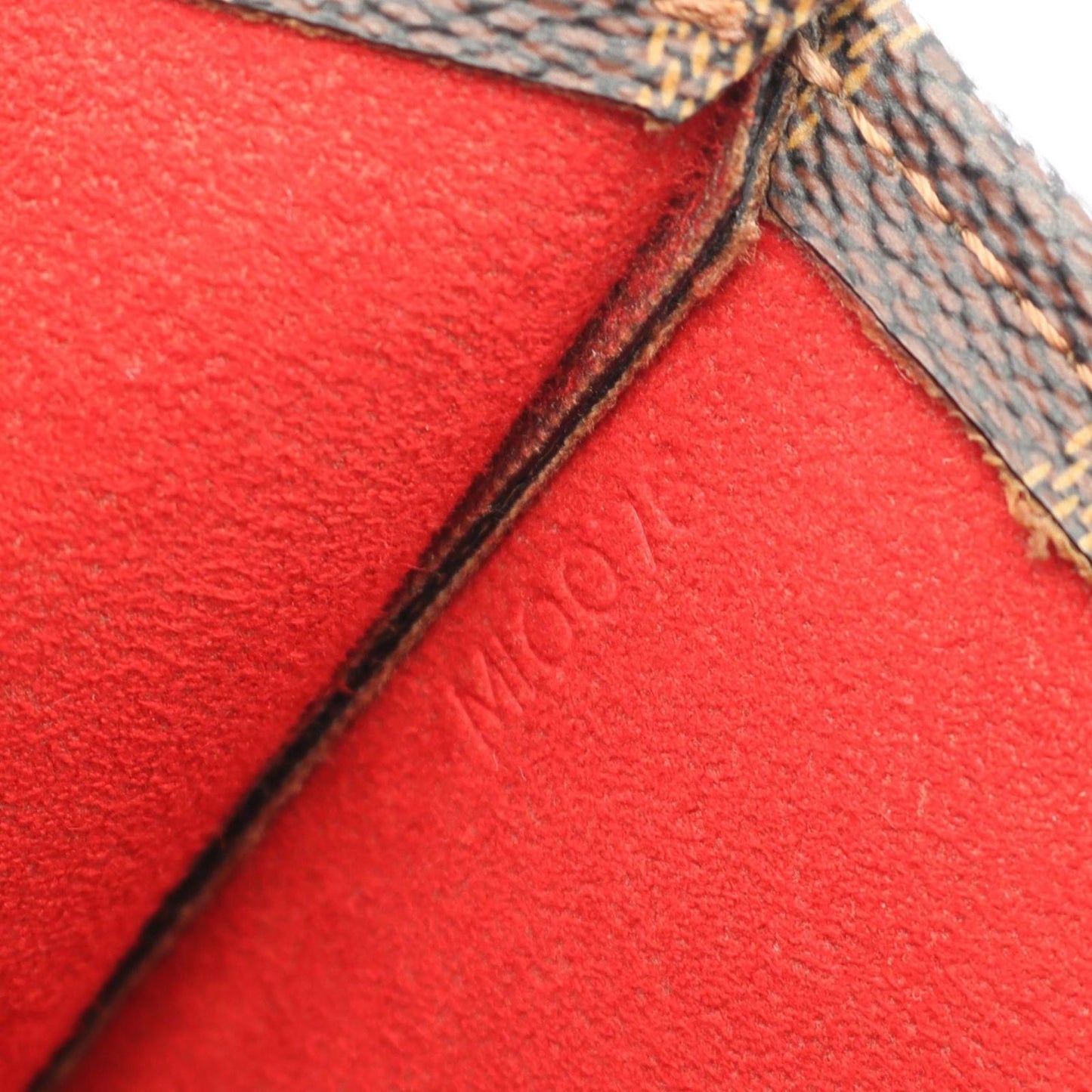 Louis Vuitton Damier Ebene Sac Plat Tote Bag - Timeless Elegance