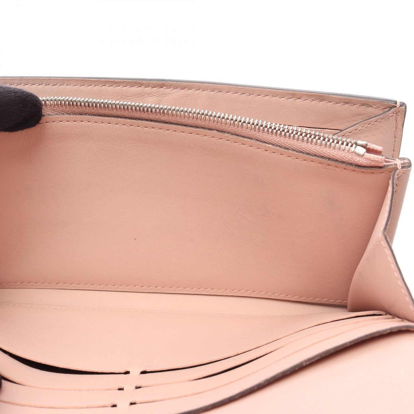 Louis Vuitton Monogram Mahina Magnolia Wallet - Exquisite Craftsmanship