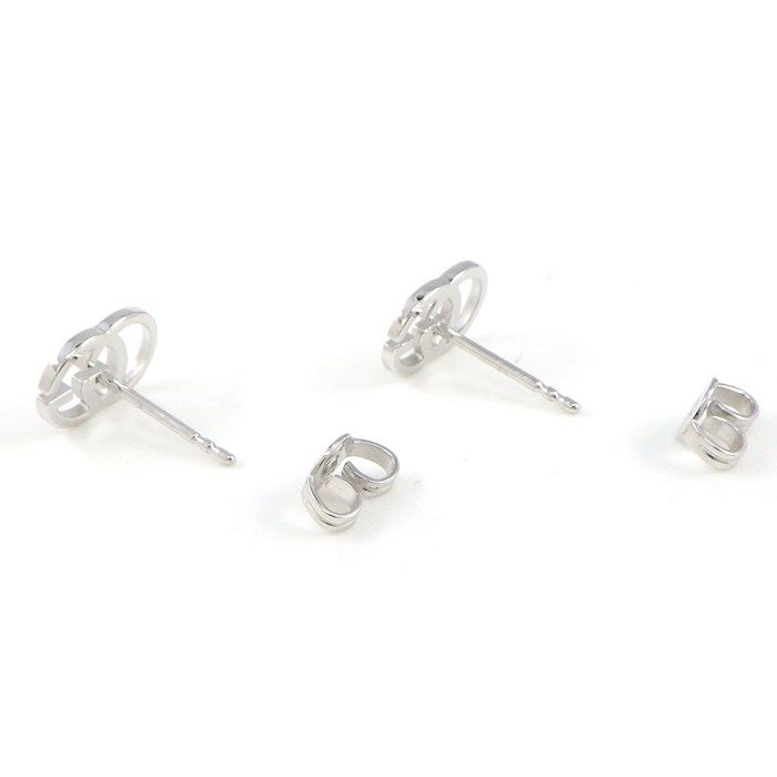 GUCCI GG Logo Stud Earrings in K18 White Gold - Exquisite Craftsmanship