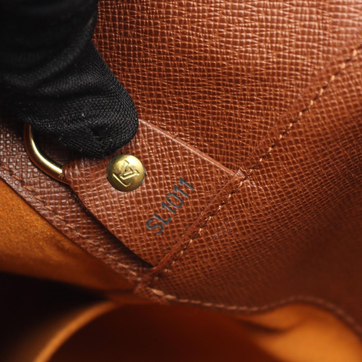 Louis Vuitton Monogram Musette Shoulder Bag - Timeless Elegance