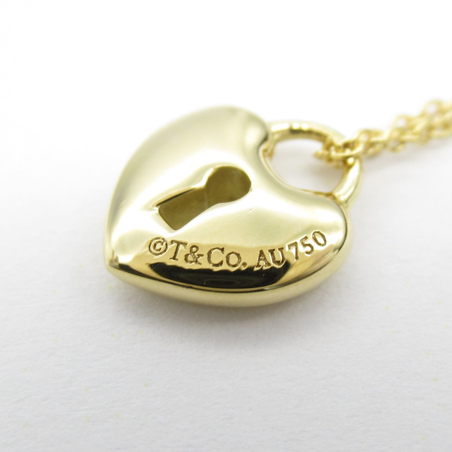 TIFFANY & CO Heart Lock Necklace in 18K Yellow Gold - 40.5cm
