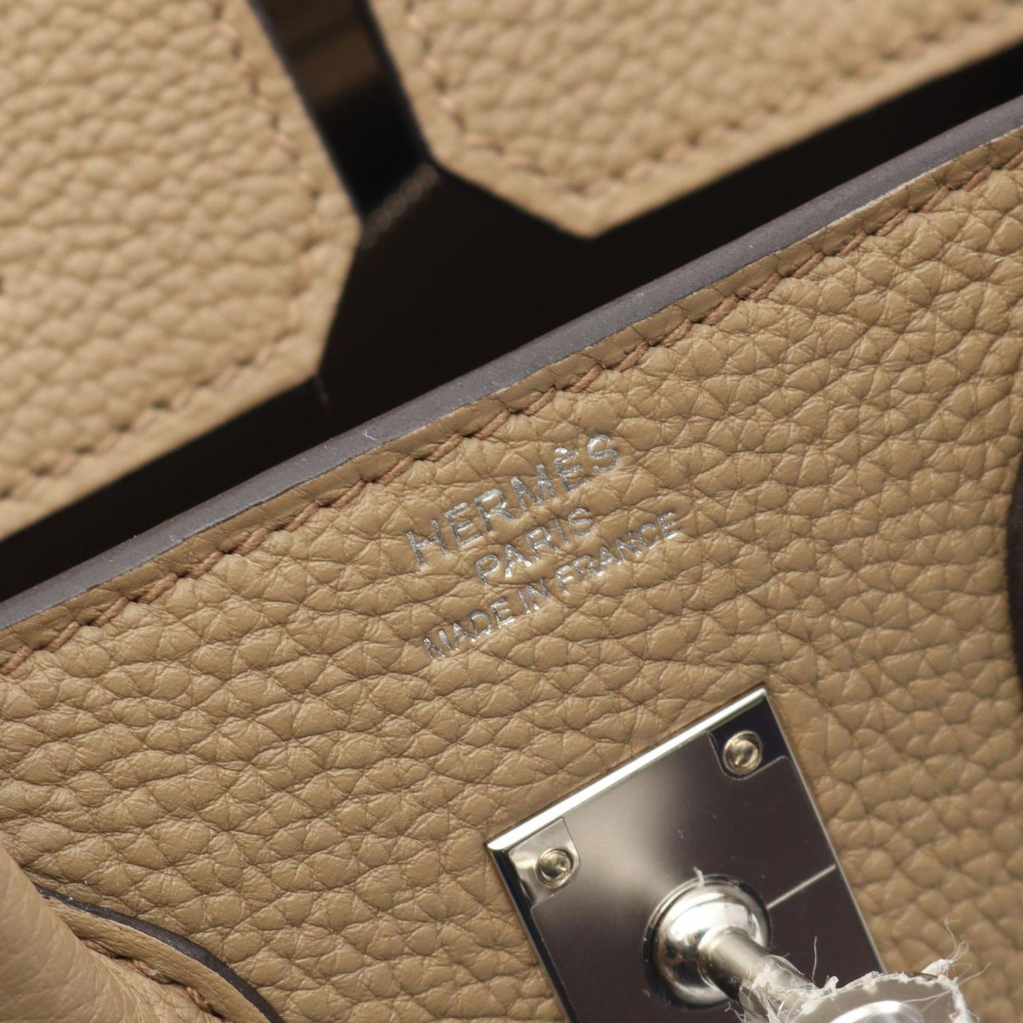 HERMES Birkin 25 Handbag in Beige Togo - Timeless Elegance