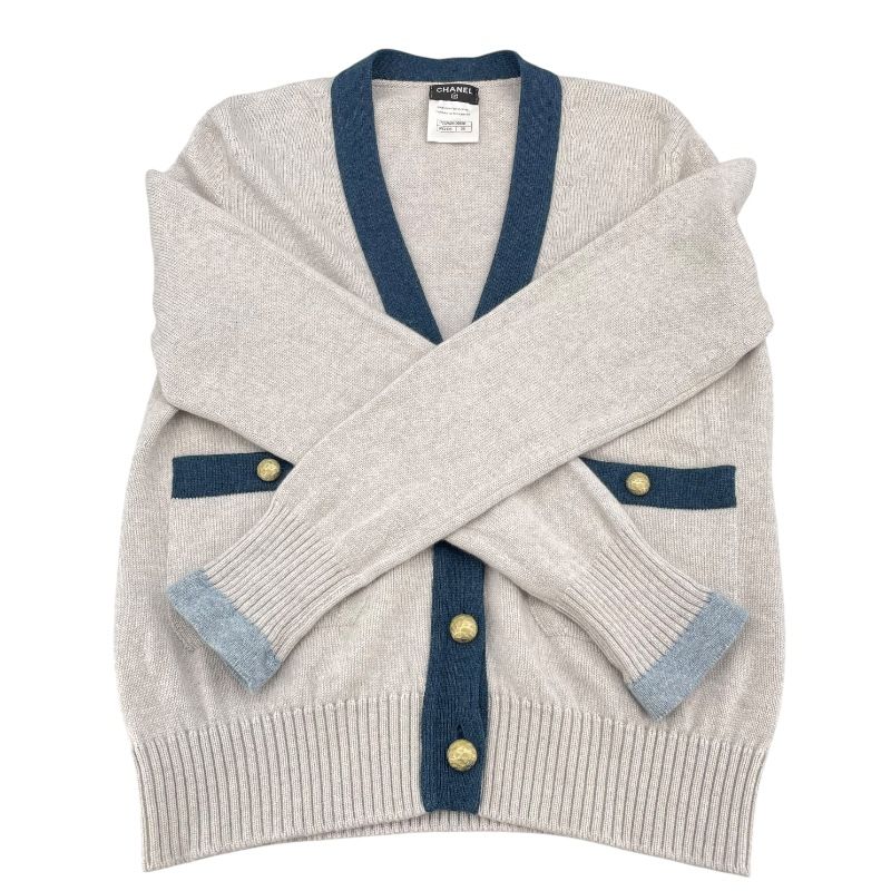 CHANEL Bi-Color Cashmere Knit Cardigan in Gray - Size 38