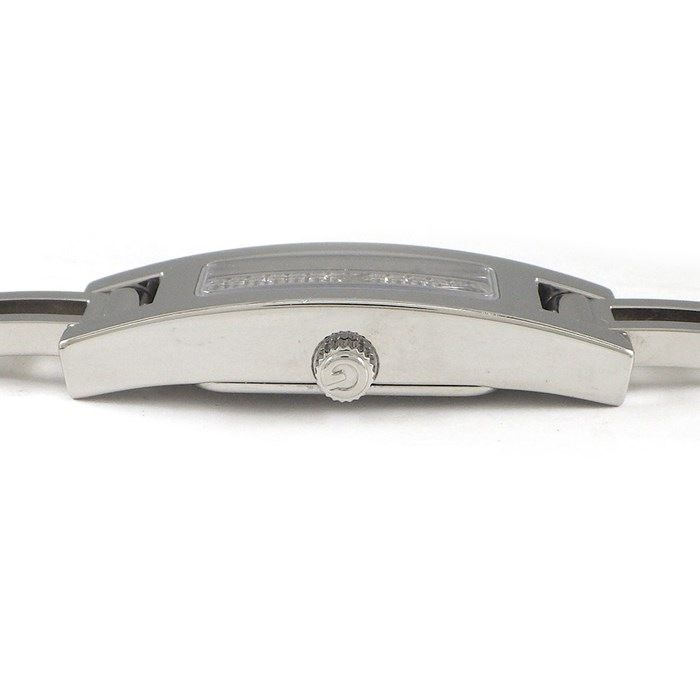 GUCCI 3900L Bangle Watch with Diamond Dial - Exquisite Craftsmanship