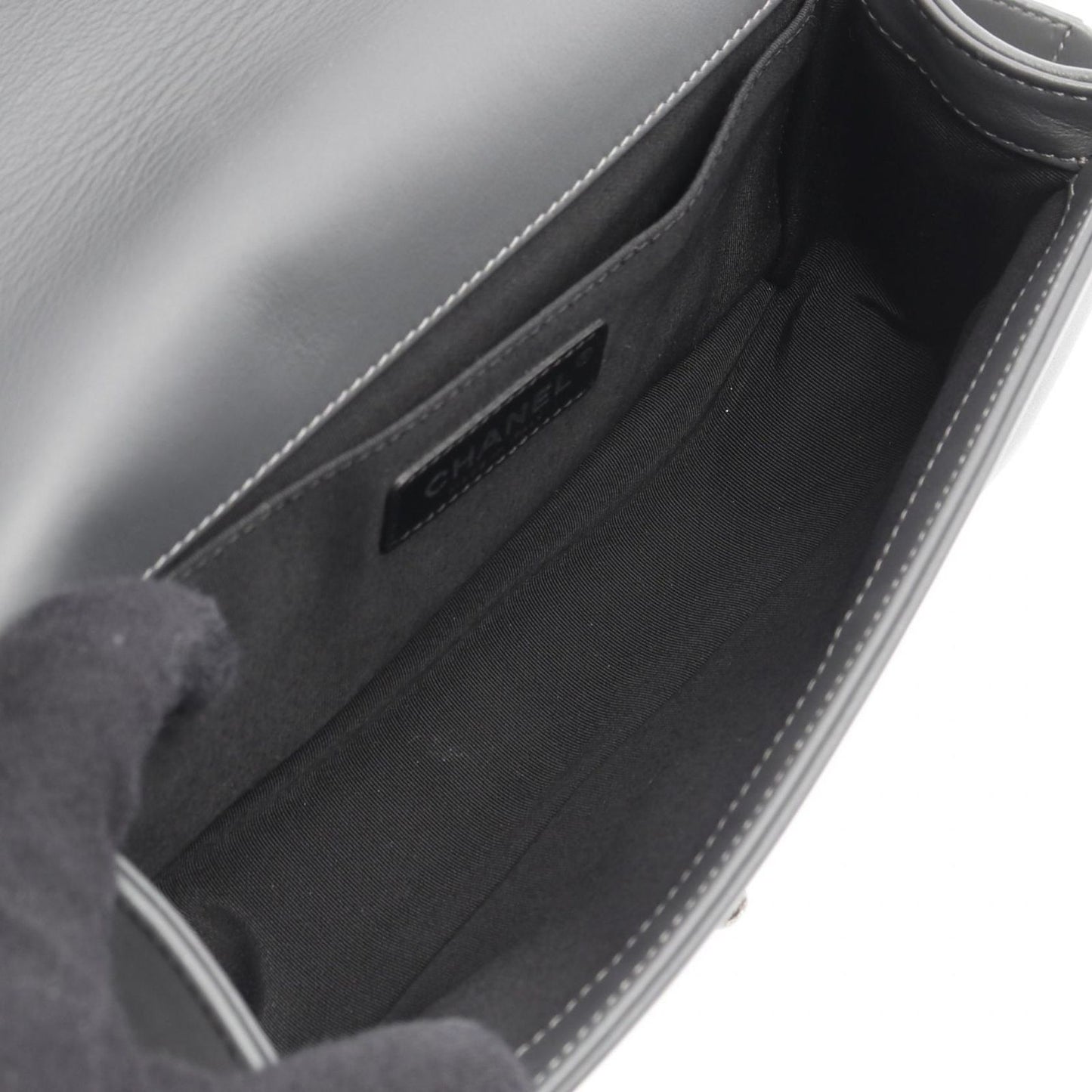 CHANEL Boy Chanel Shoulder Bag A67086 in Gray Fabric & Leather