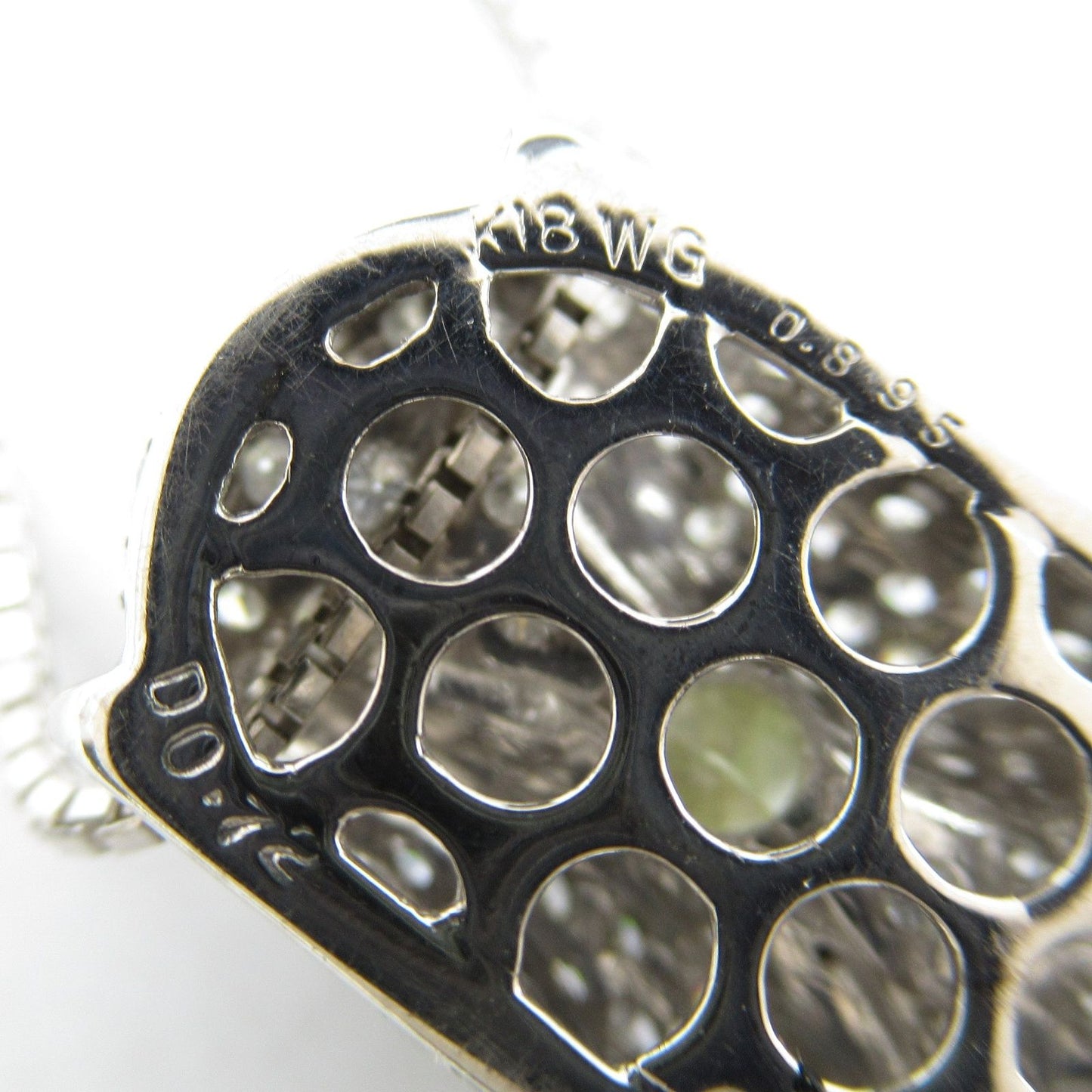 Exquisite K18WG Diamond Necklace - 0.895ct Luxury Elegance