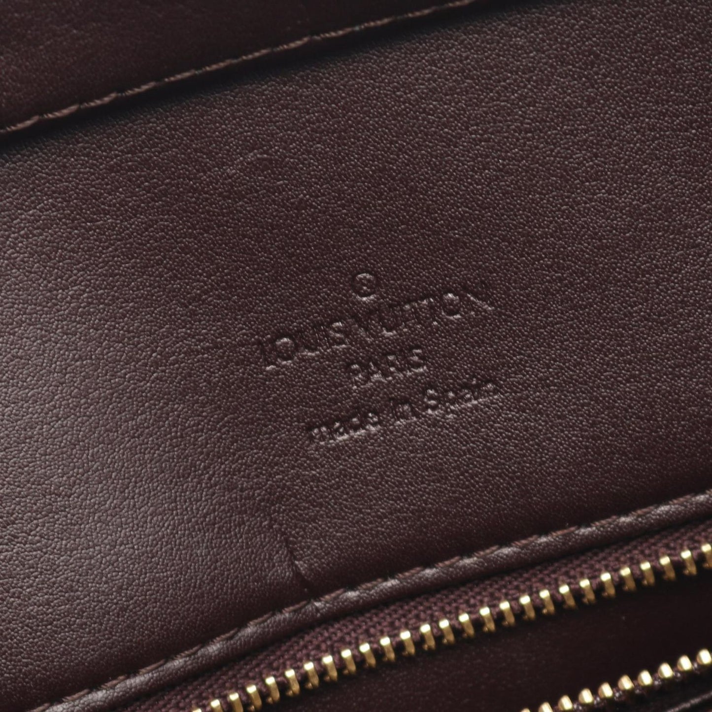 Louis Vuitton Houston Handbag in Amarante Vernis Leather