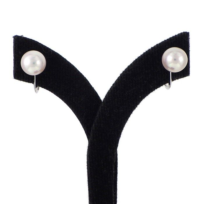 TASAKI Akoya Pearl Necklace & Earring Set - Exquisite Craftsmanship