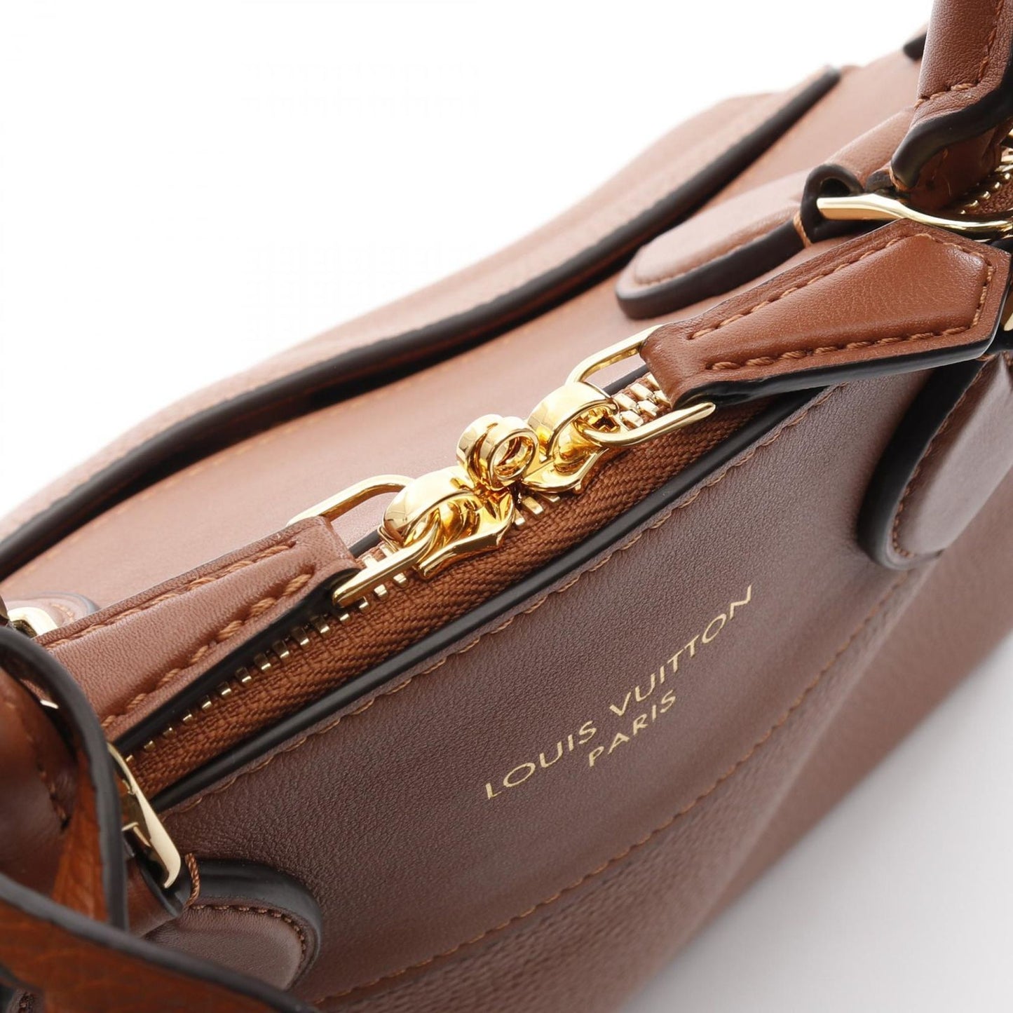 Louis Vuitton Vendôme MM Gold Handbag - Timeless Elegance